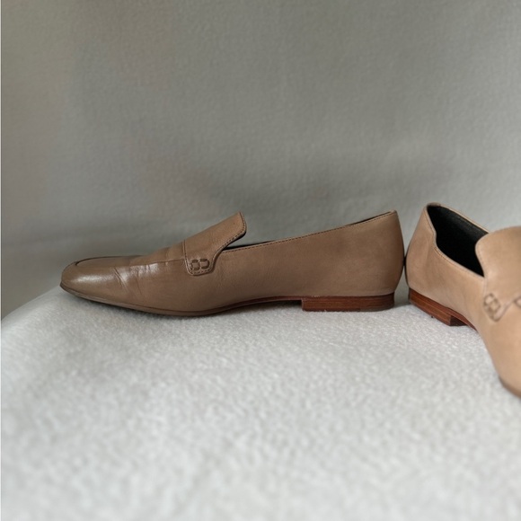 Via Spiga Size 7 Beige Women’s Leather Loafers - Picture 3 of 16
